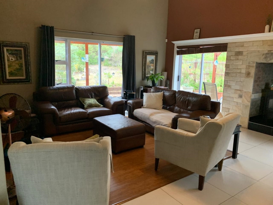 4 Bedroom Property for Sale in Stilbaai Oos Western Cape